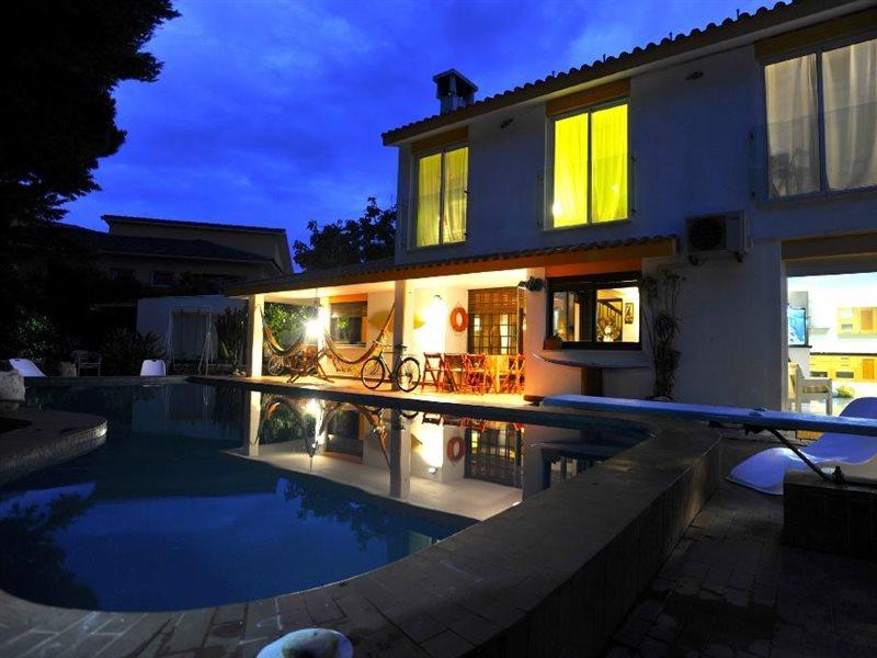 Carcavelos Surf House Екстериор снимка