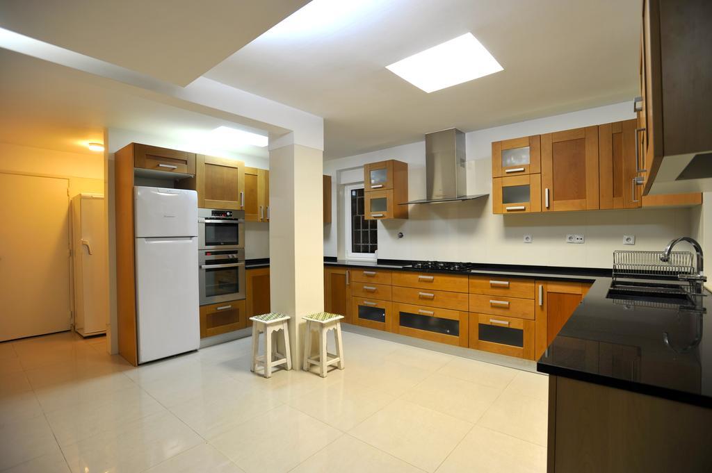 Carcavelos Surf House Екстериор снимка